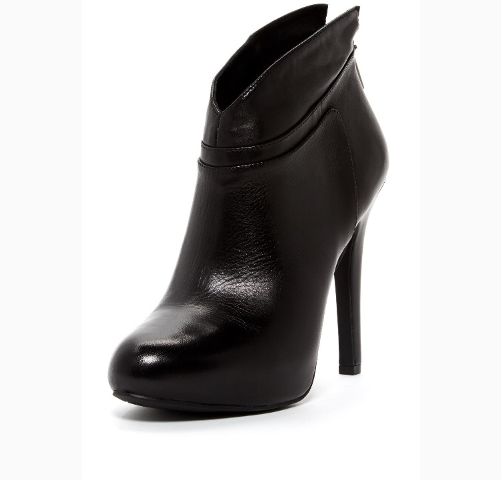 Black Jessica Simpson JS-Aggie booties